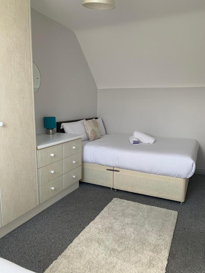 Newcastle Townhouse Apartment Galway Ngoại thất bức ảnh