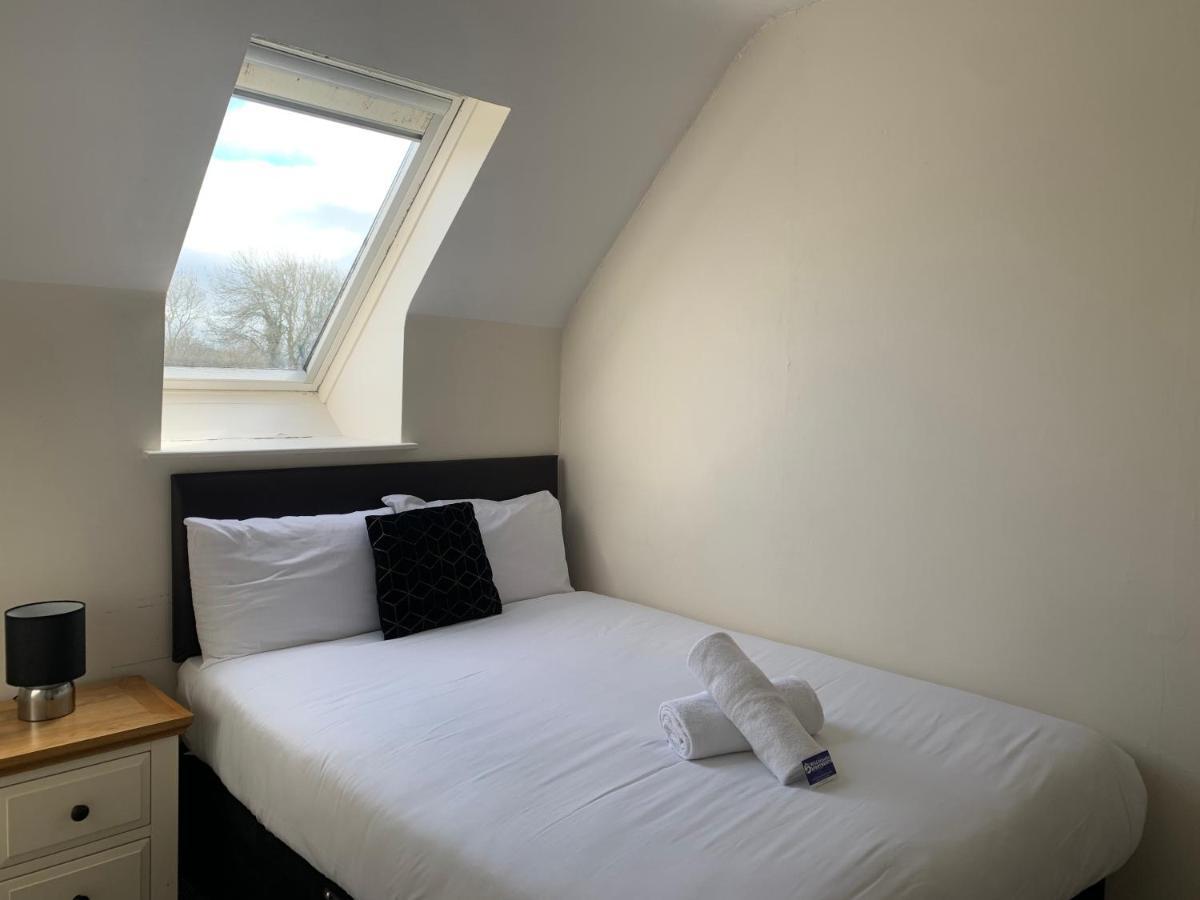 Newcastle Townhouse Apartment Galway Ngoại thất bức ảnh