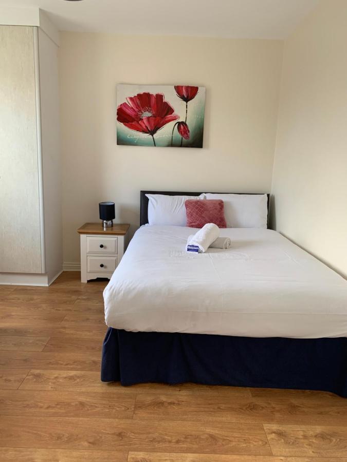 Newcastle Townhouse Apartment Galway Ngoại thất bức ảnh
