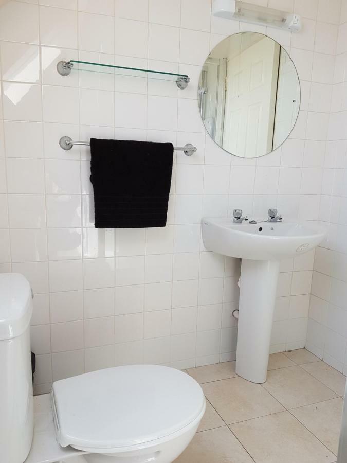 Newcastle Townhouse Apartment Galway Ngoại thất bức ảnh